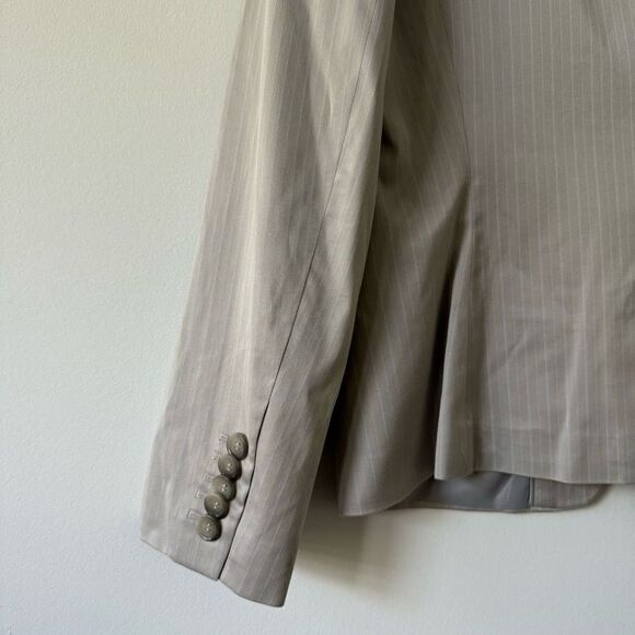 Ann Taylor Women's Two Button Notch Lapel Striped White & Gray Blazer Suit 14 - Picture 6 of 8